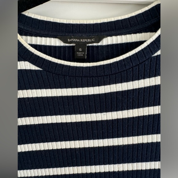 [Banana Republic] Striped Mid Length Knit Dress - Picture 3 of 6